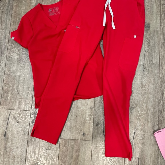 Figs Scrubs sets! 16 sets in total. - Picture 10 of 16